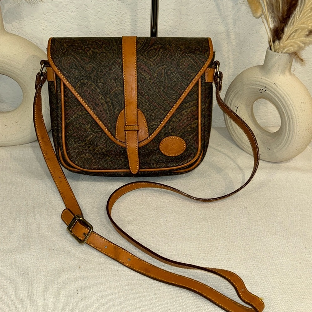 Vitesse Luigi Crossbody Bag
